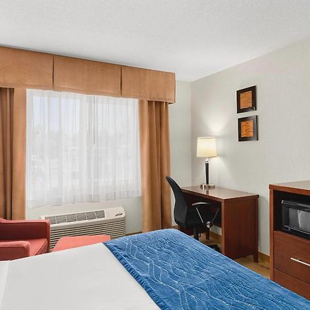 Comfort Inn & Suites Vancouver Downtown City Center Zewnętrze zdjęcie