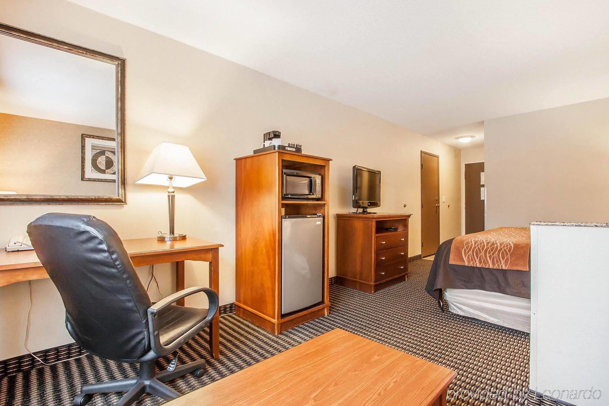 Comfort Inn & Suites Vancouver Downtown City Center Zewnętrze zdjęcie